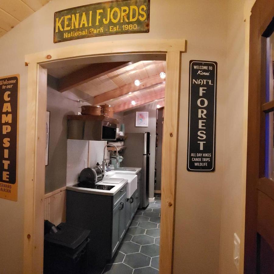 Holiday home Entire Tiny Close To Cruise Ship Terminal Alaska Railroad And Downtown